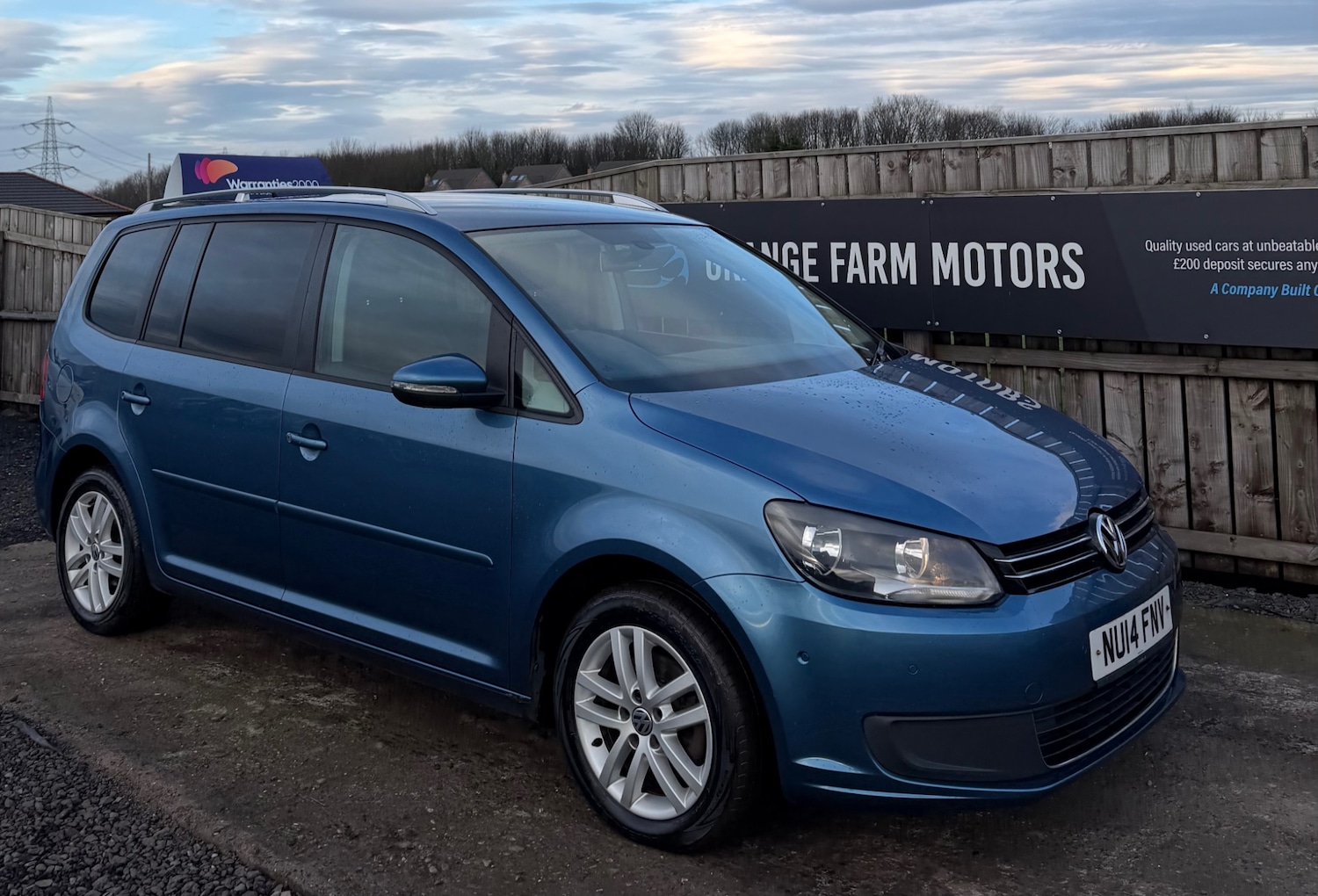 Used Volkswagen Touran 2014 for sale - 77199199: Photo 2