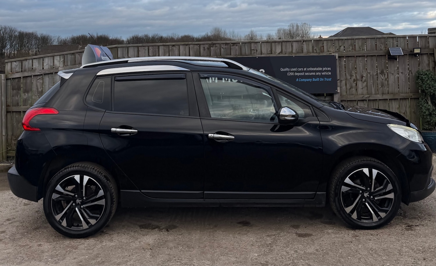 Used Peugeot 2008 2015 for sale - 77819854: Photo 3