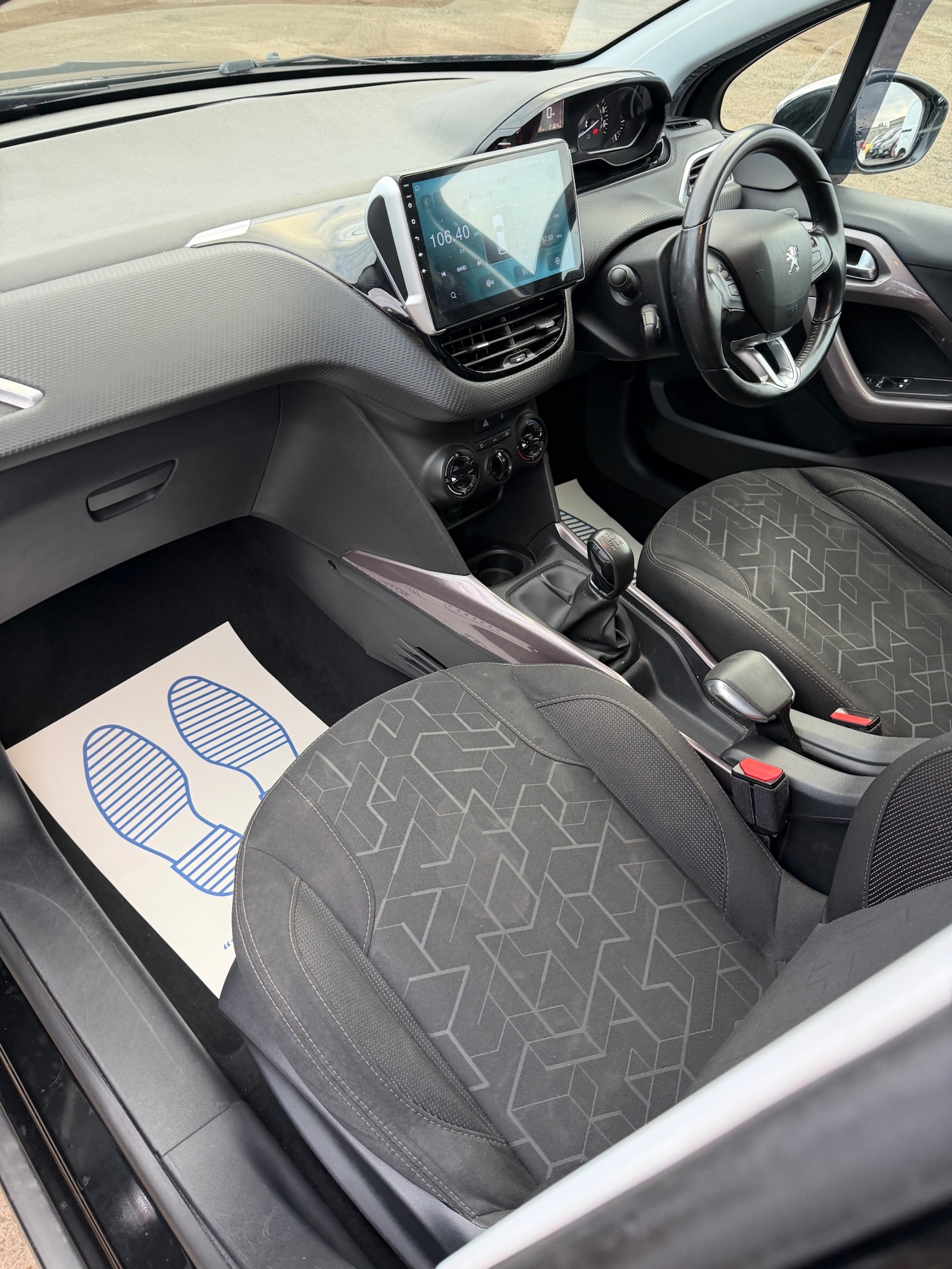 Used Peugeot 2008 2015 for sale - 77819854: Photo 9