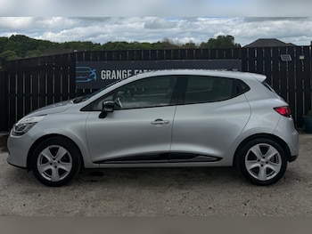 Used Renault Clio 2015 for sale - 78647192: Photo