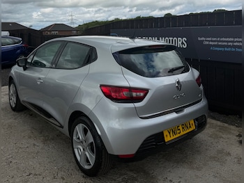 Used Renault Clio 2015 for sale - 78647192: Photo