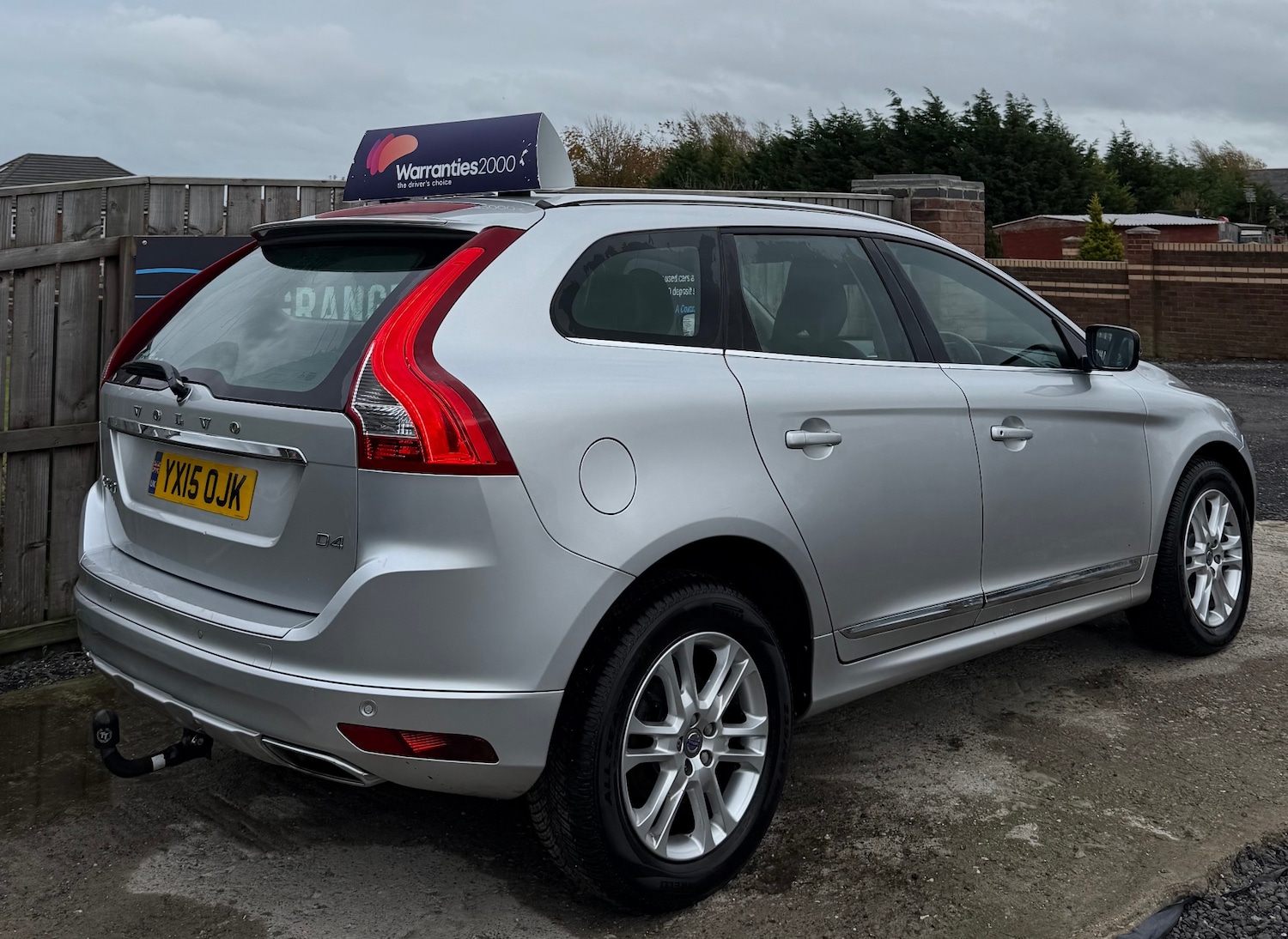 Used Volvo XC60 2015 for sale - 76428319: Photo 4