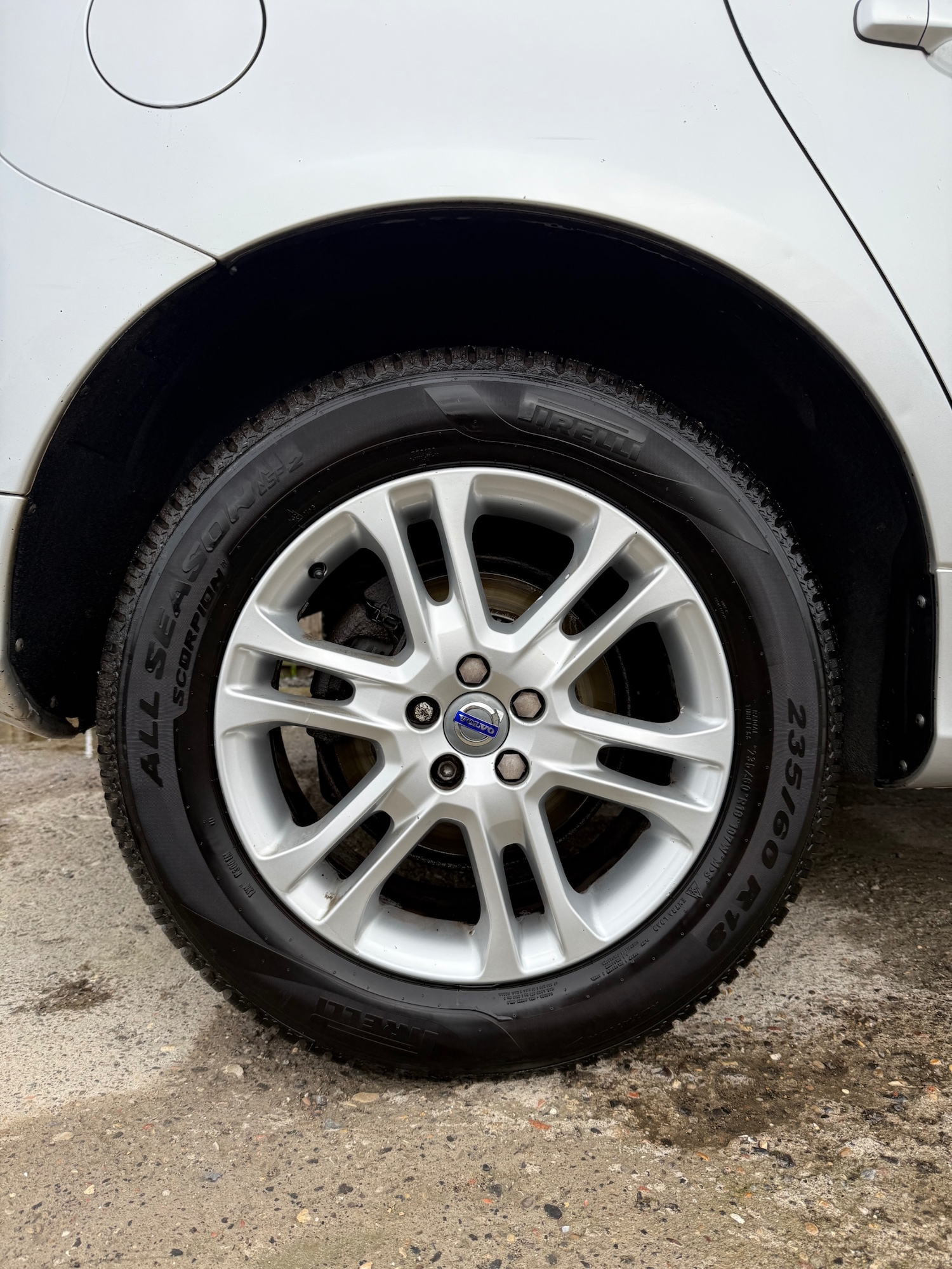 Used Volvo XC60 2015 for sale - 76428319: Photo 9