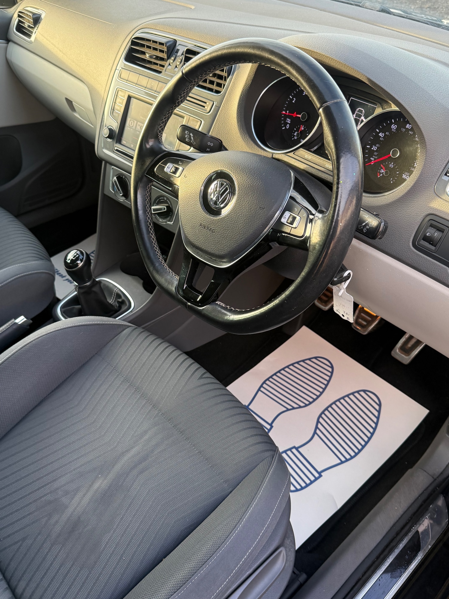 Used Volkswagen Polo 2016 for sale - 76951395: Photo 11