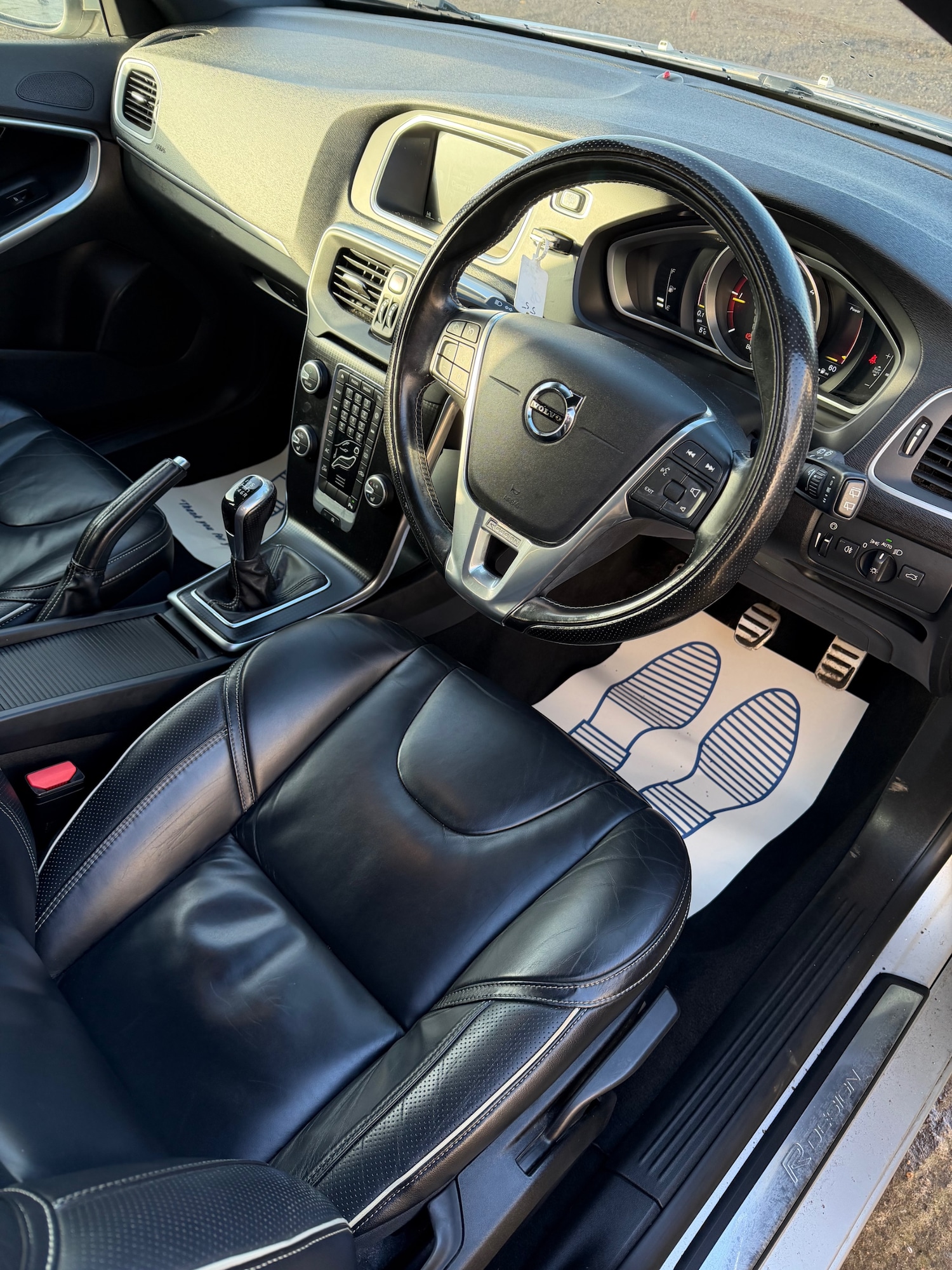 Used Volvo V40 2016 for sale - 77225655: Photo 13