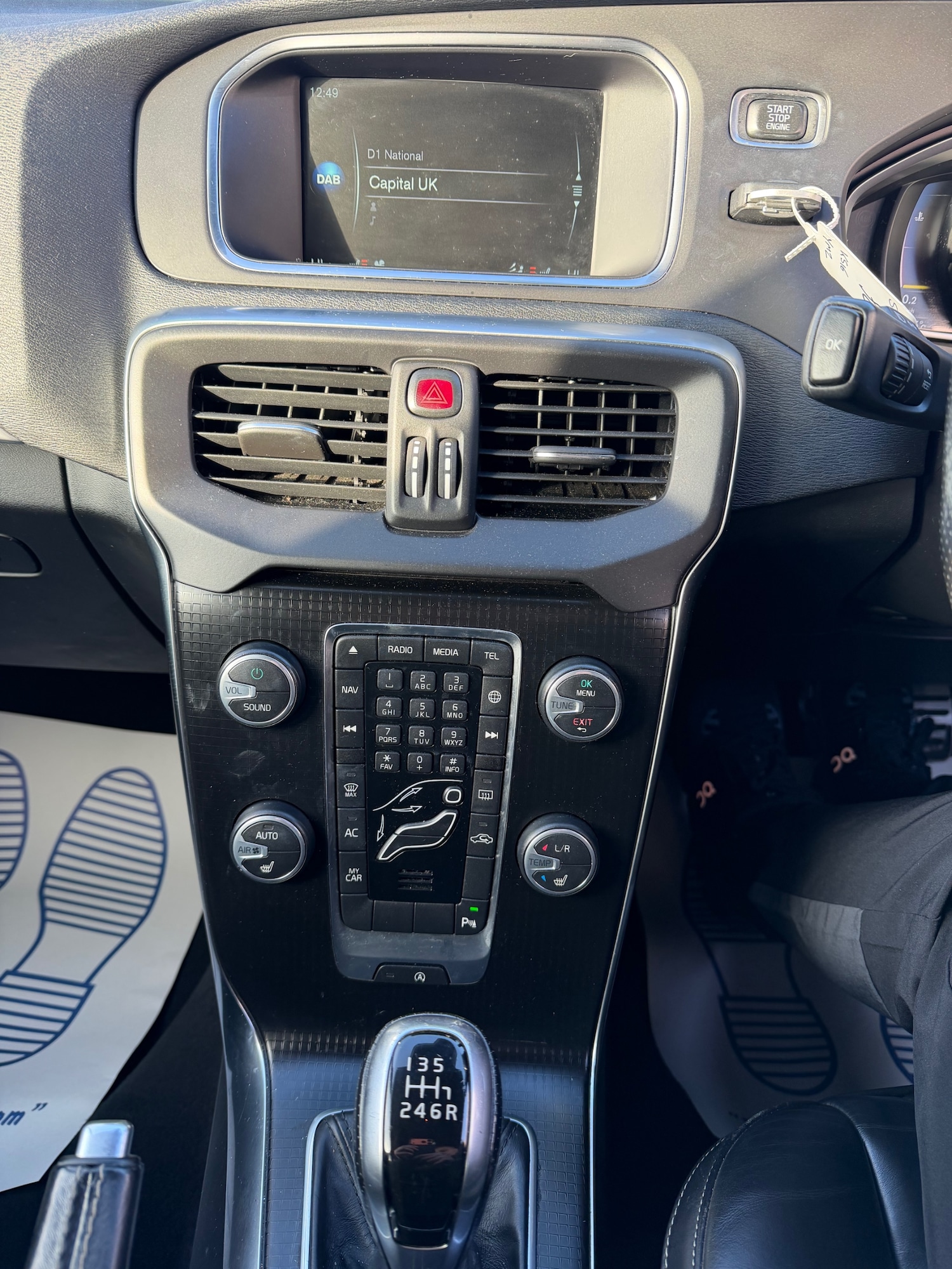 Used Volvo V40 2016 for sale - 77225655: Photo 15