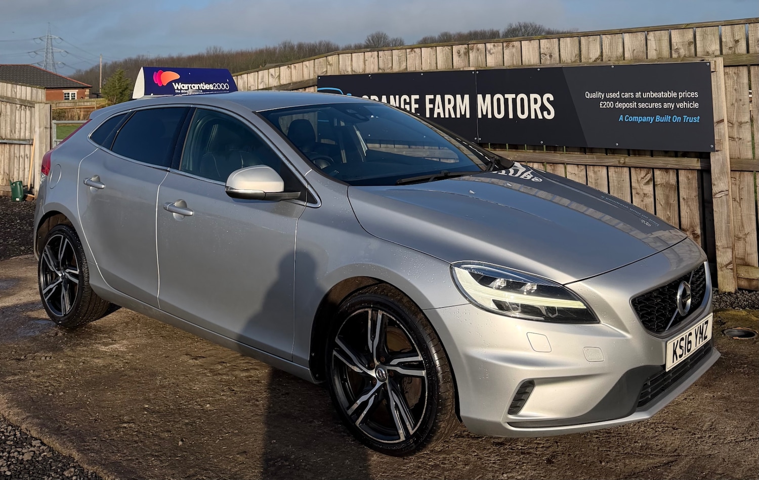 Used Volvo V40 2016 for sale - 77225655: Photo 2
