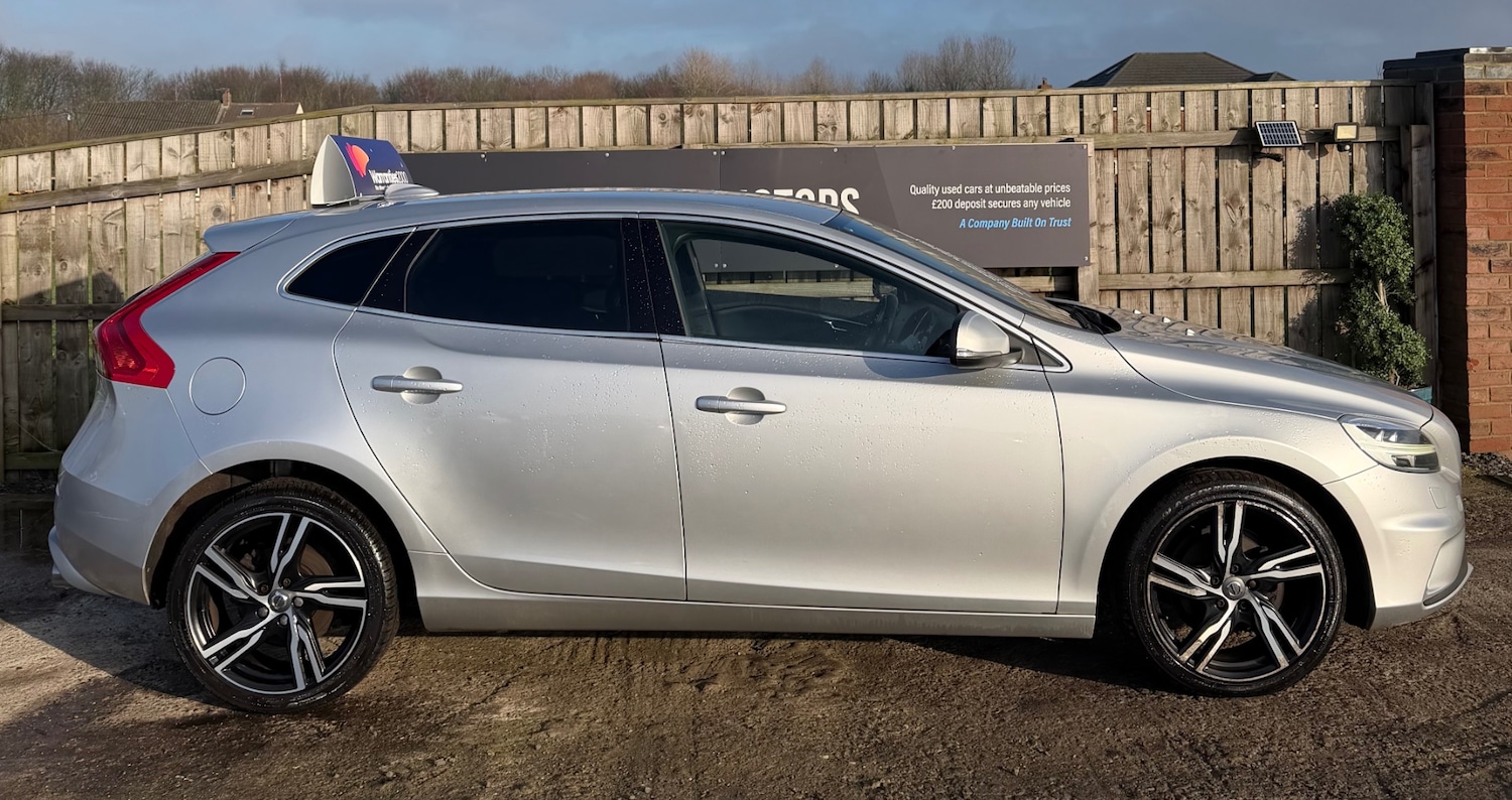 Used Volvo V40 2016 for sale - 77225655: Photo 3