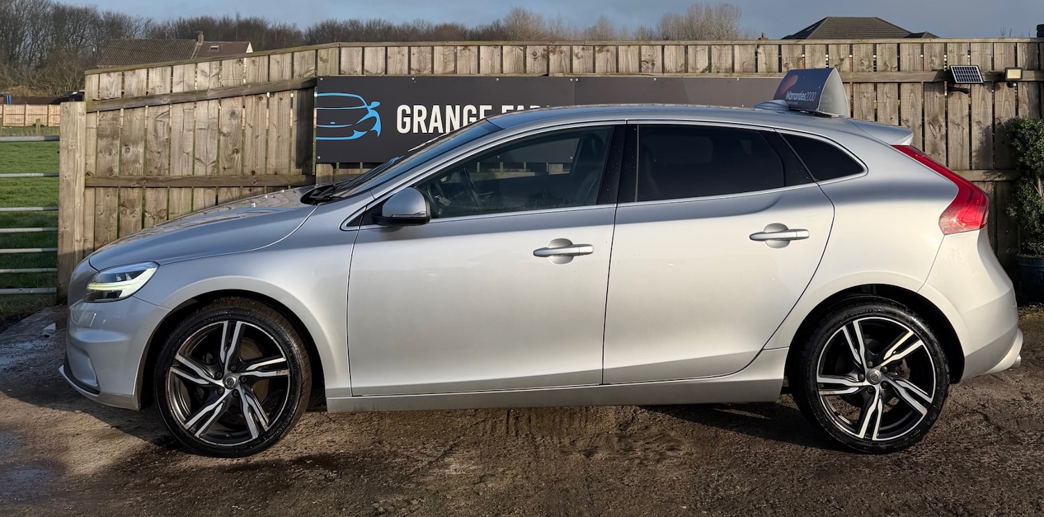 Used Volvo V40 2016 for sale - 77225655: Photo 7