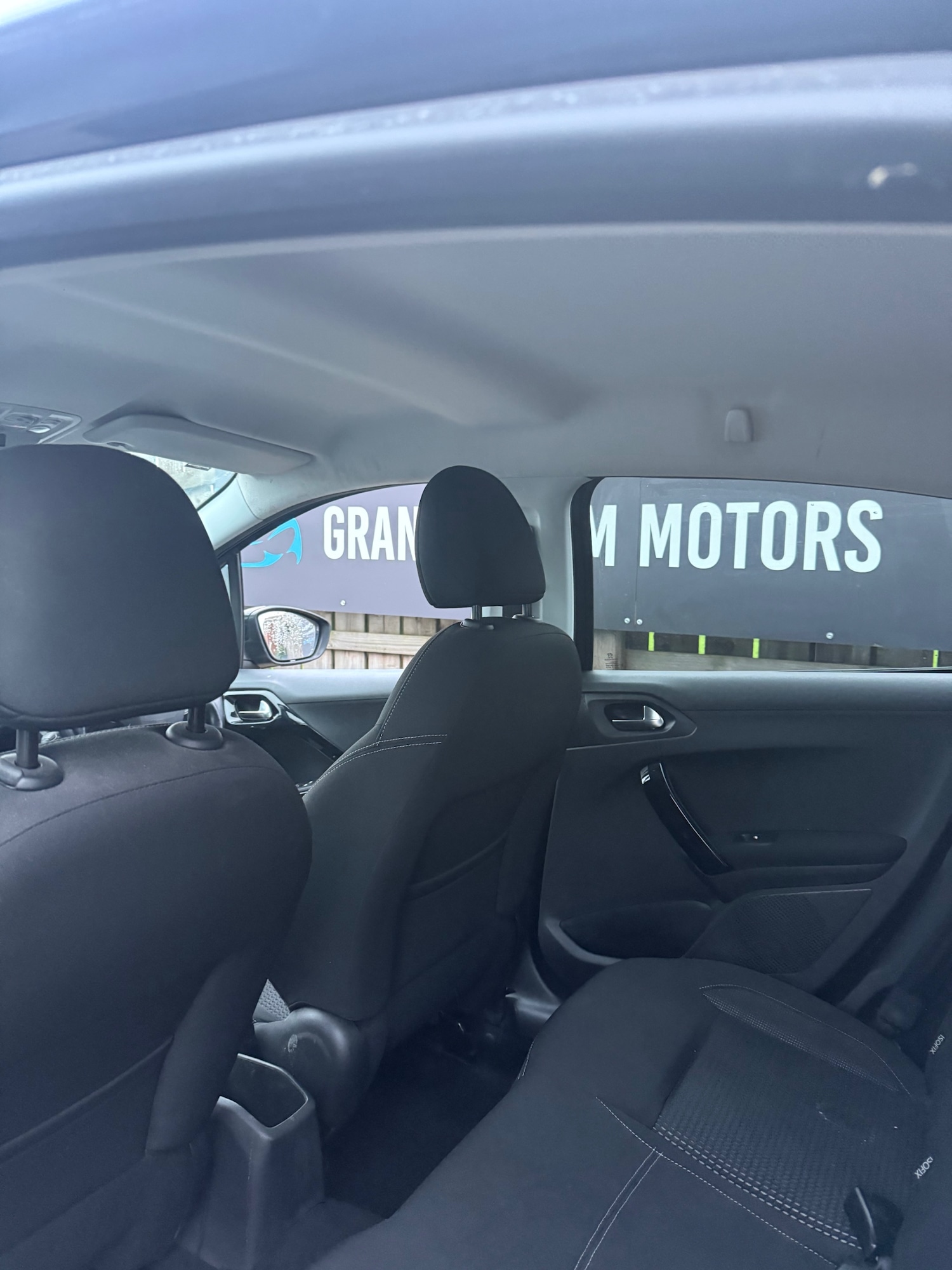 Used Peugeot 208 2019 for sale - 76818049: Photo 12