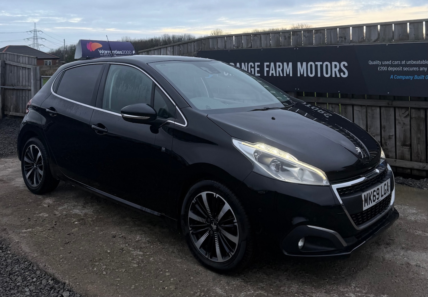 Used Peugeot 208 2019 for sale - 76818049: Photo 2