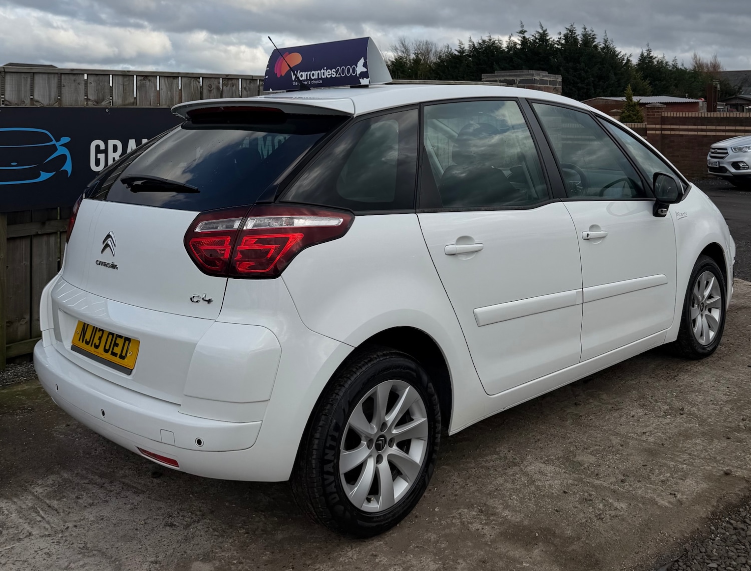 Used Citroen C4 Picasso 2013 for sale - 77592923: Photo 4