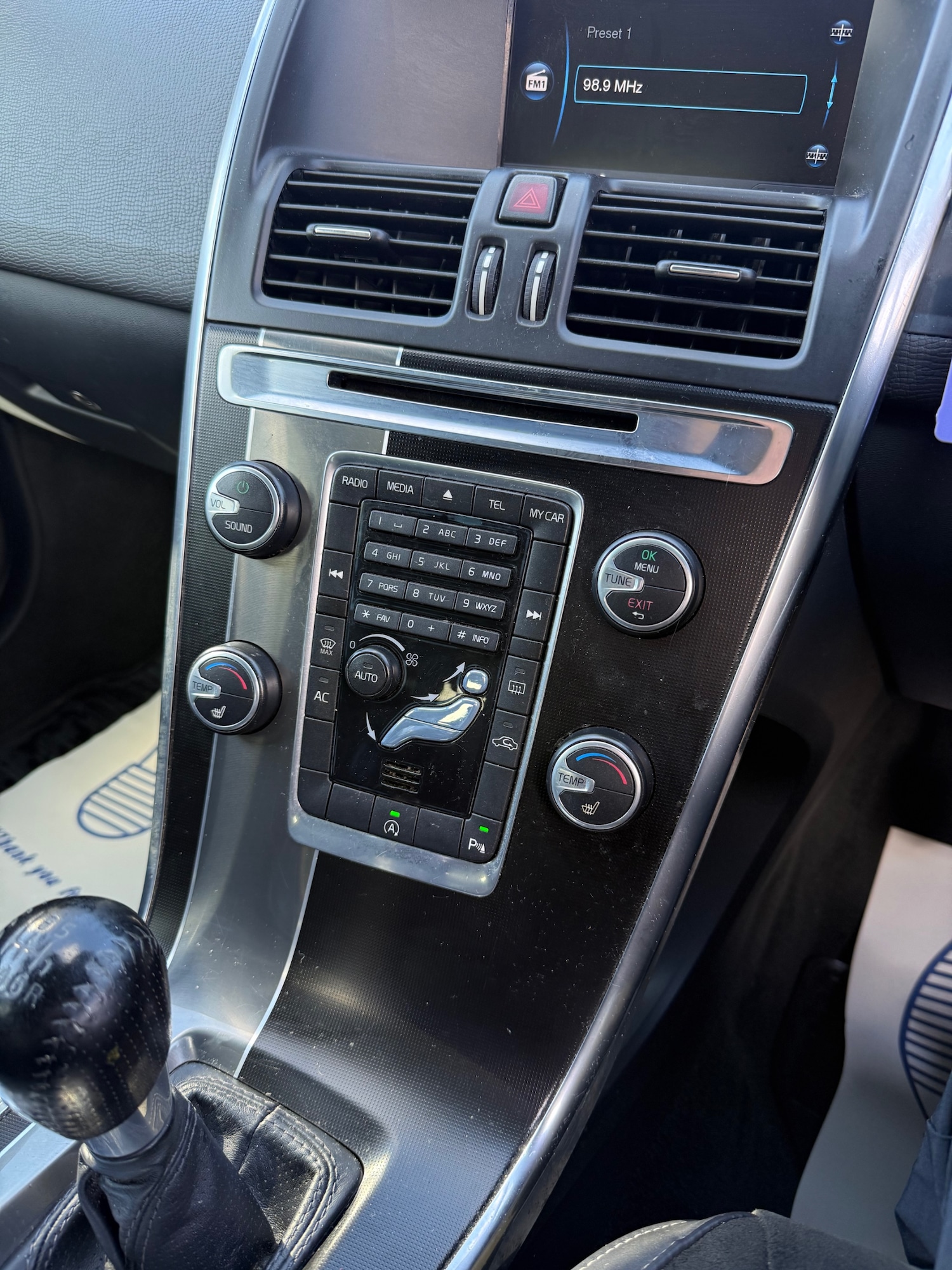 Used Volvo XC60 2013 for sale - 76077486: Photo 16