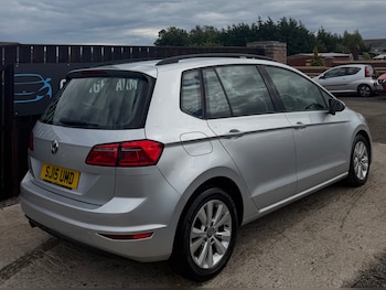 Used Volkswagen Golf SV 2015 for sale - 79384007: Photo