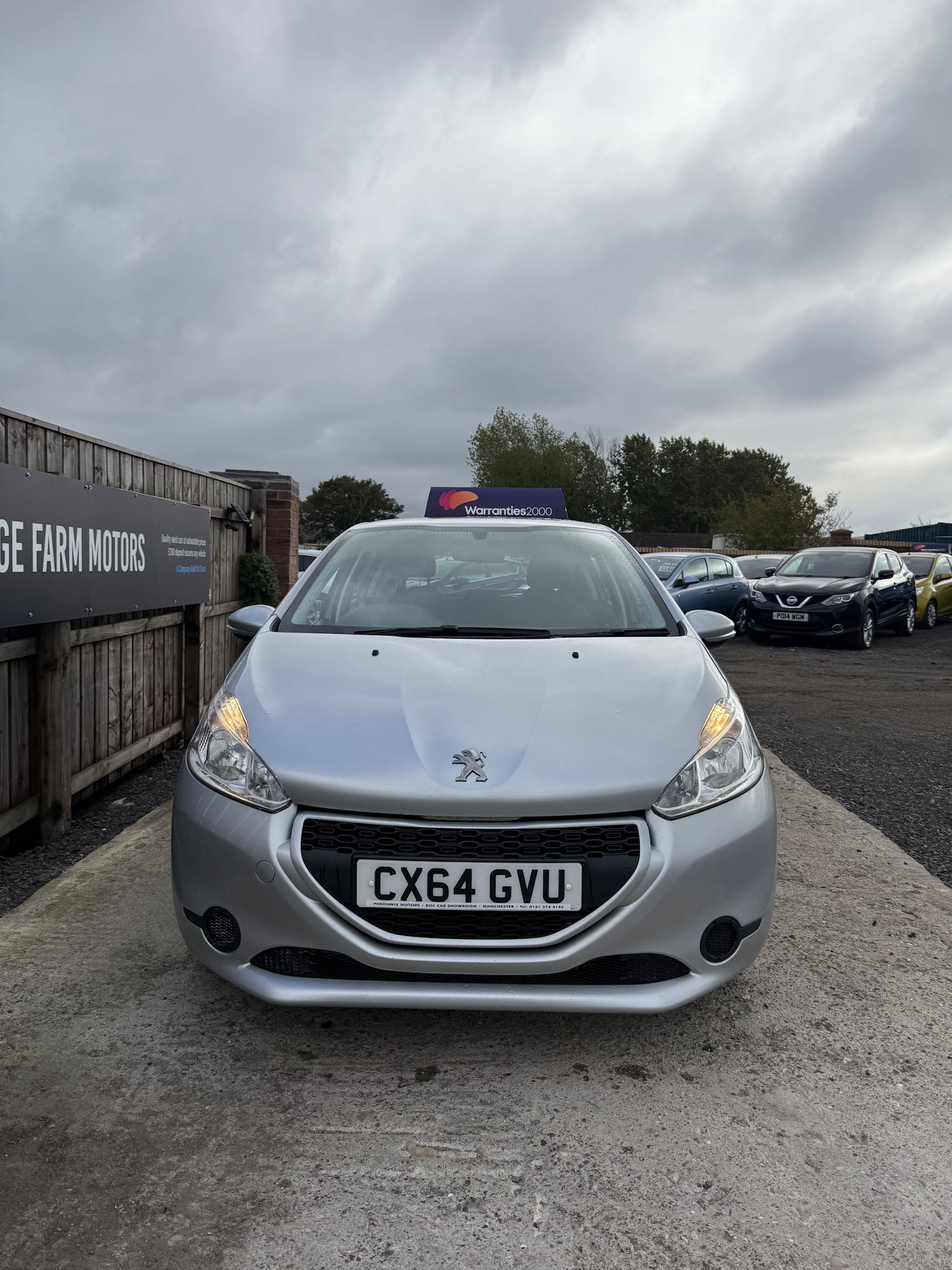 Used Peugeot 208 2014 for sale - 76274887: Photo 6