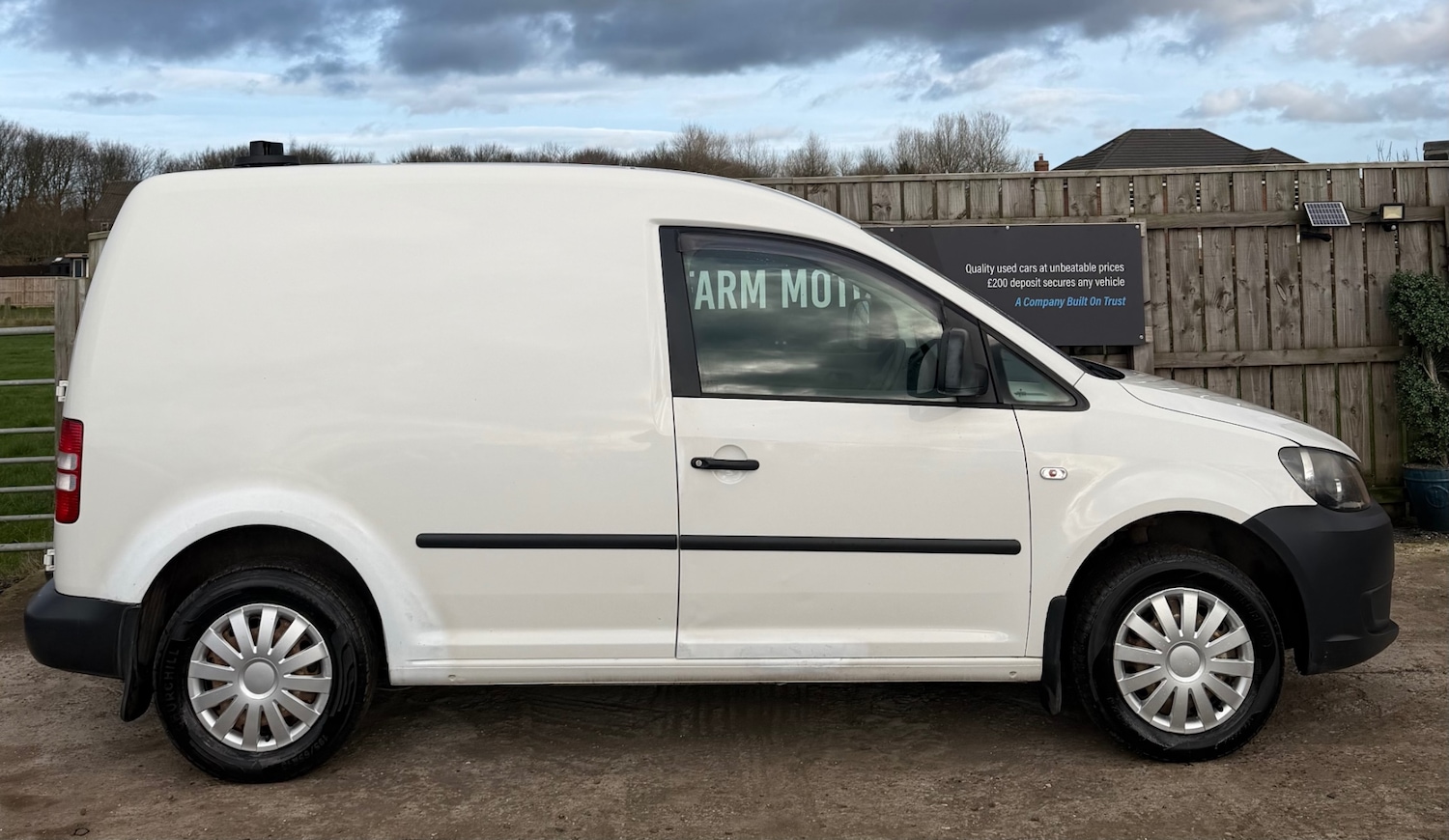 Used Volkswagen Caddy 2011 for sale - 77622581: Photo 3