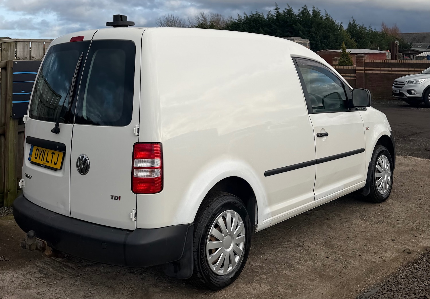 Used Volkswagen Caddy 2011 for sale - 77622581: Photo 4