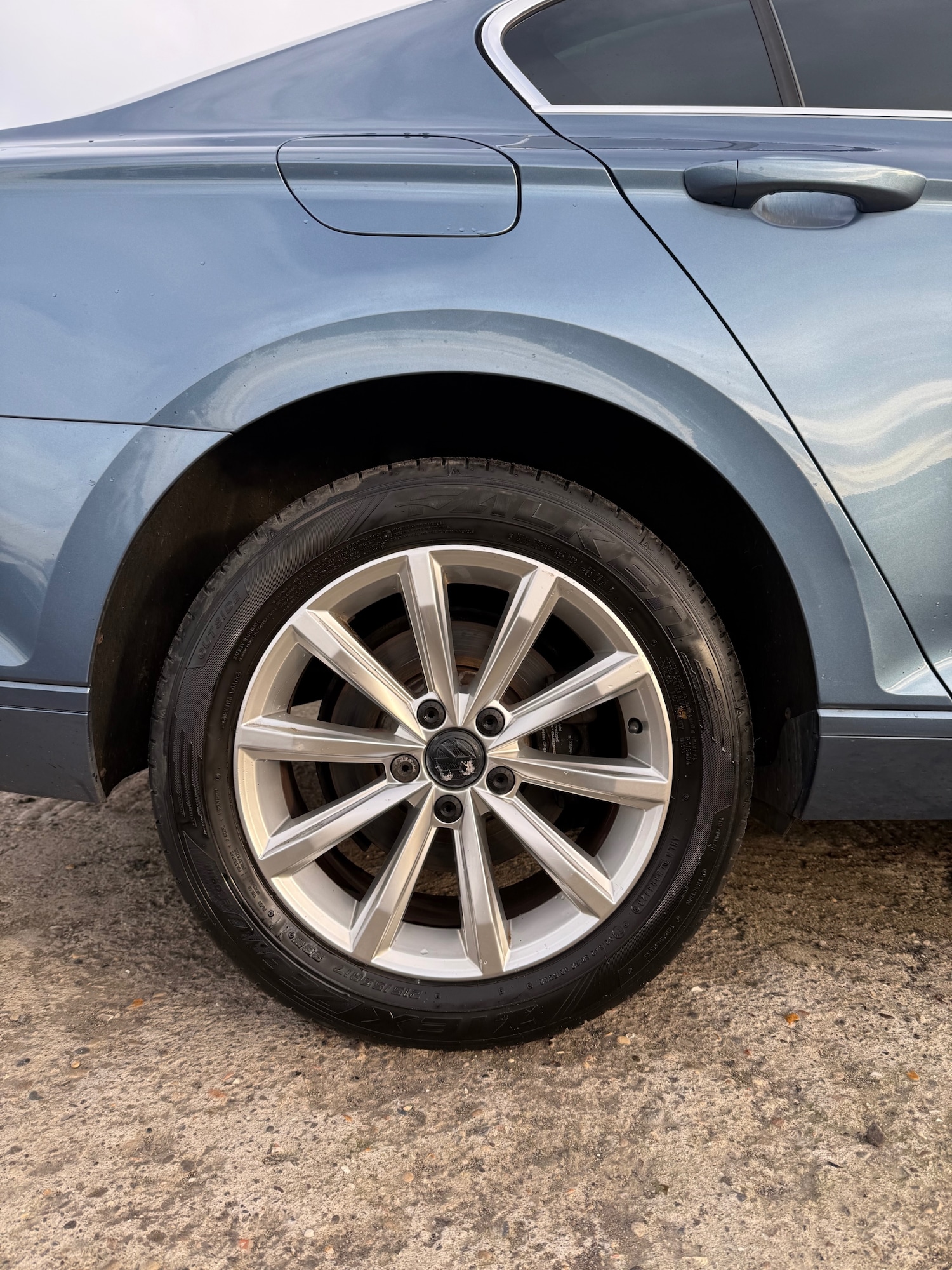 Used Volkswagen Passat 2015 for sale - 76905598: Photo 8