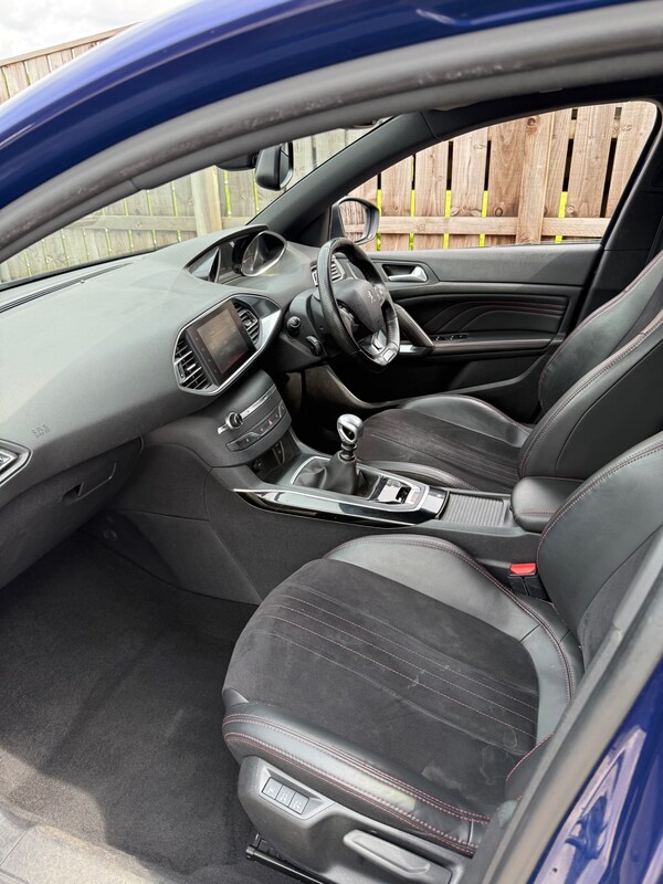 Used Peugeot 308 2015 for sale - 74891171: Photo 9