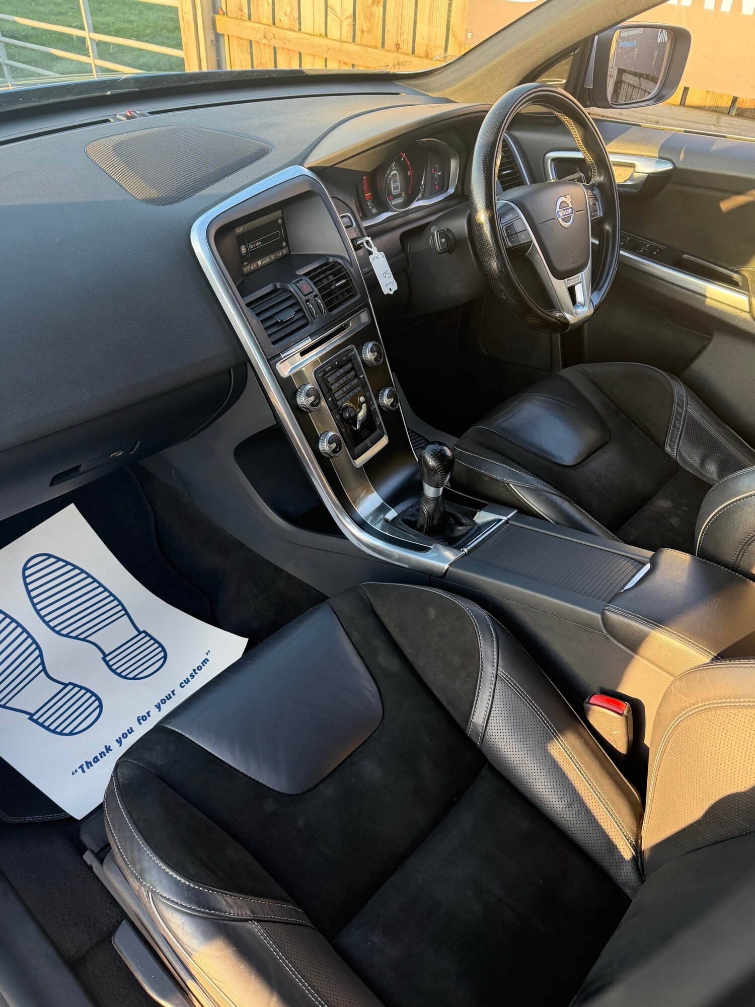 Used Volvo XC60 2015 for sale - 77749428: Photo 9