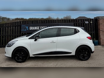 Used Renault Clio 2015 for sale - 78243333: Photo