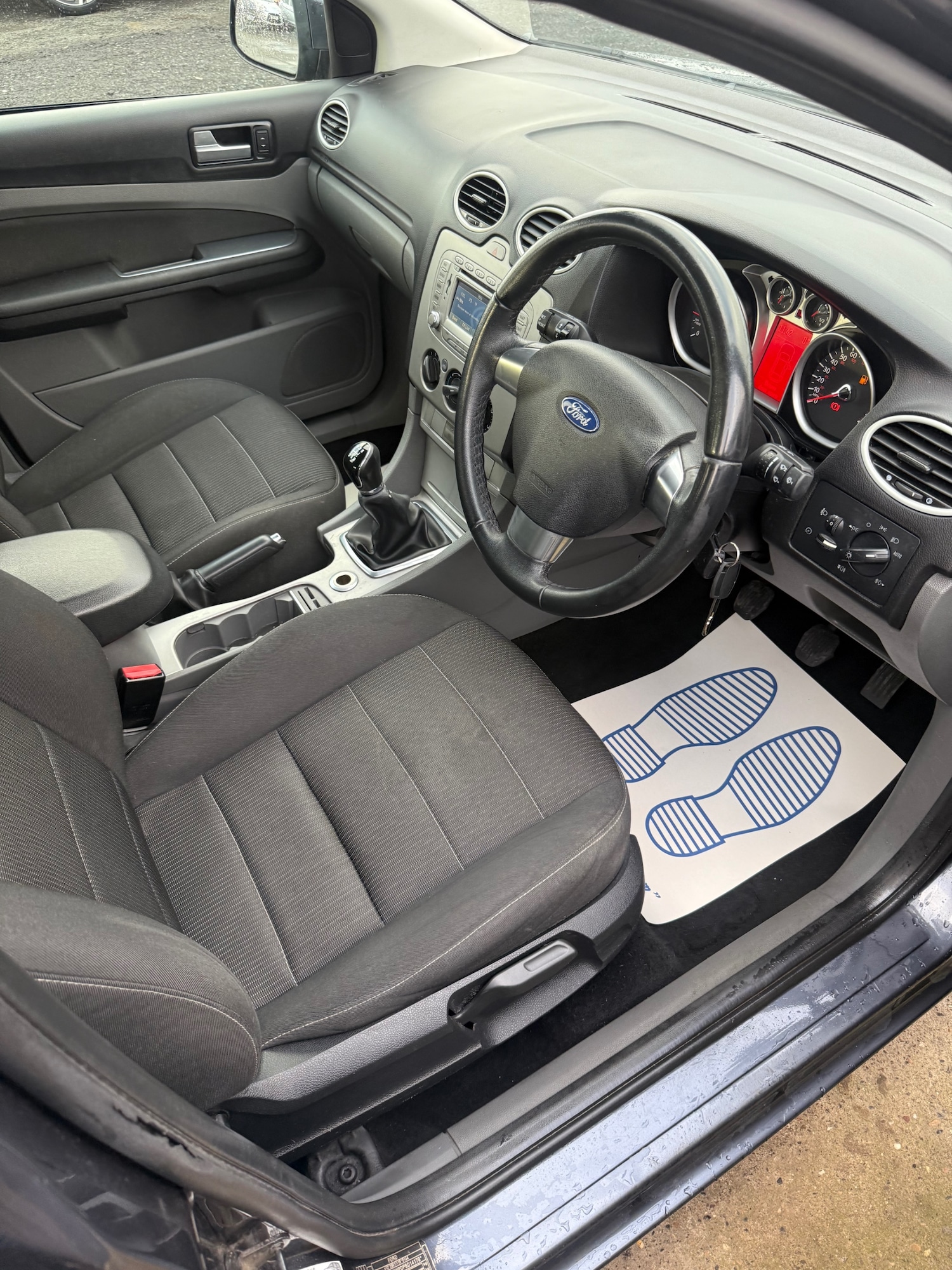 Used Ford Focus 2011 for sale - 77055140: Photo 12