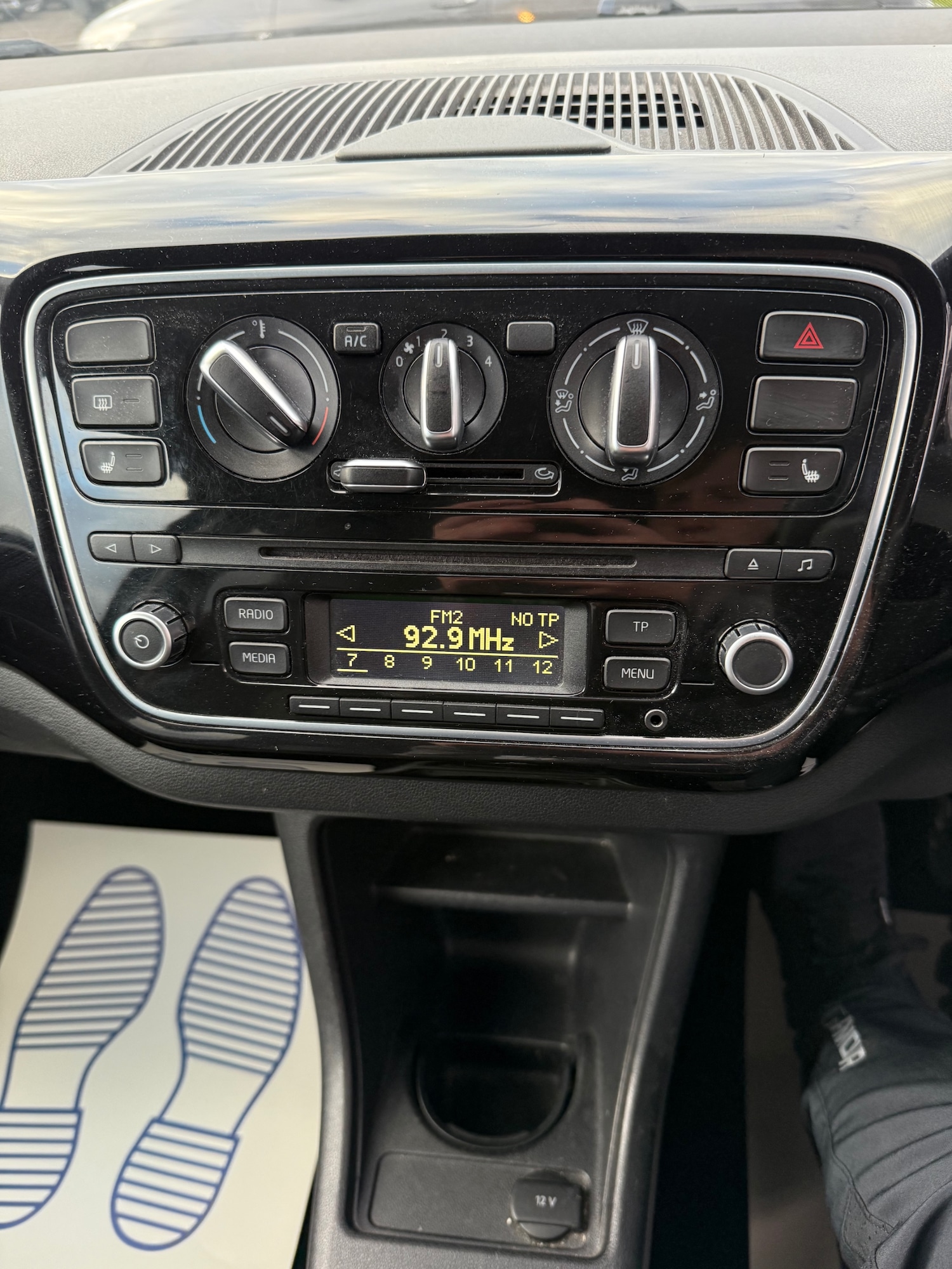 Used Volkswagen up! 2013 for sale - 76346948: Photo 13
