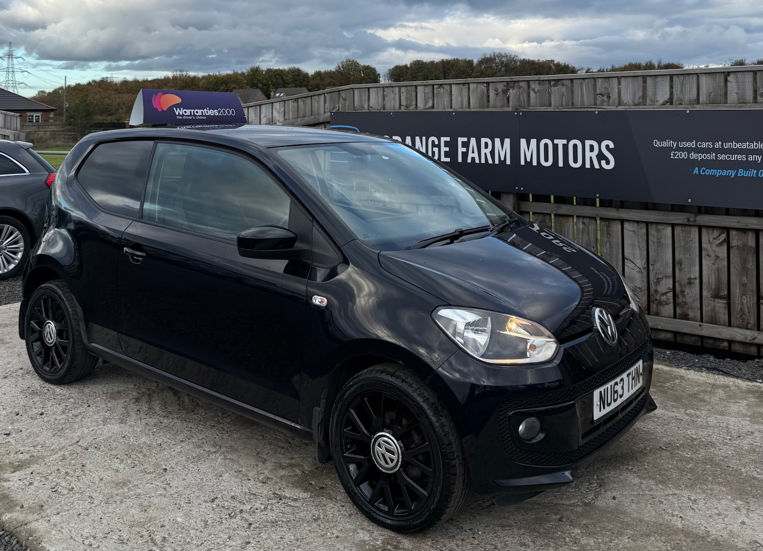 Used Volkswagen up! 2013 for sale - 76346948: Photo 2