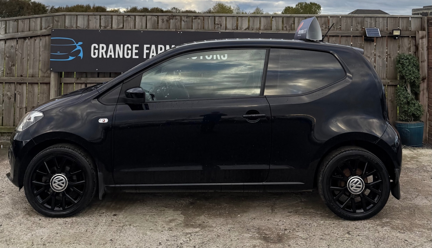 Used Volkswagen up! 2013 for sale - 76346948: Photo 8