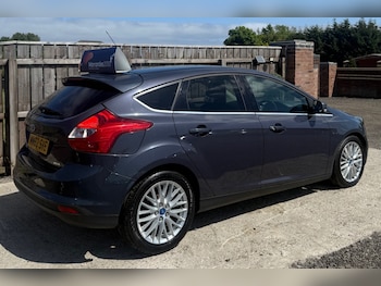 Used Ford Focus 2012 for sale - 76347094: Photo 4
