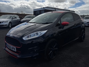 Used Ford Fiesta 2016 for sale - 78272860: Photo