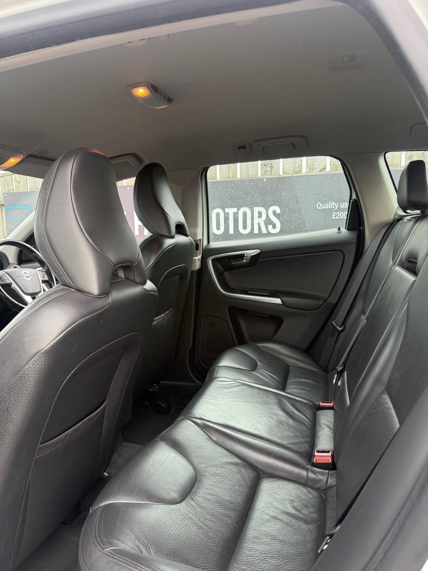 Used Volvo XC60 2013 for sale - 76253032: Photo 11