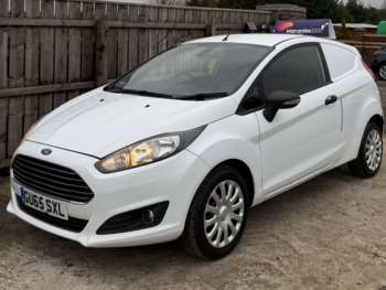 Used Ford Fiesta 2015 for sale - 73979611: Photo