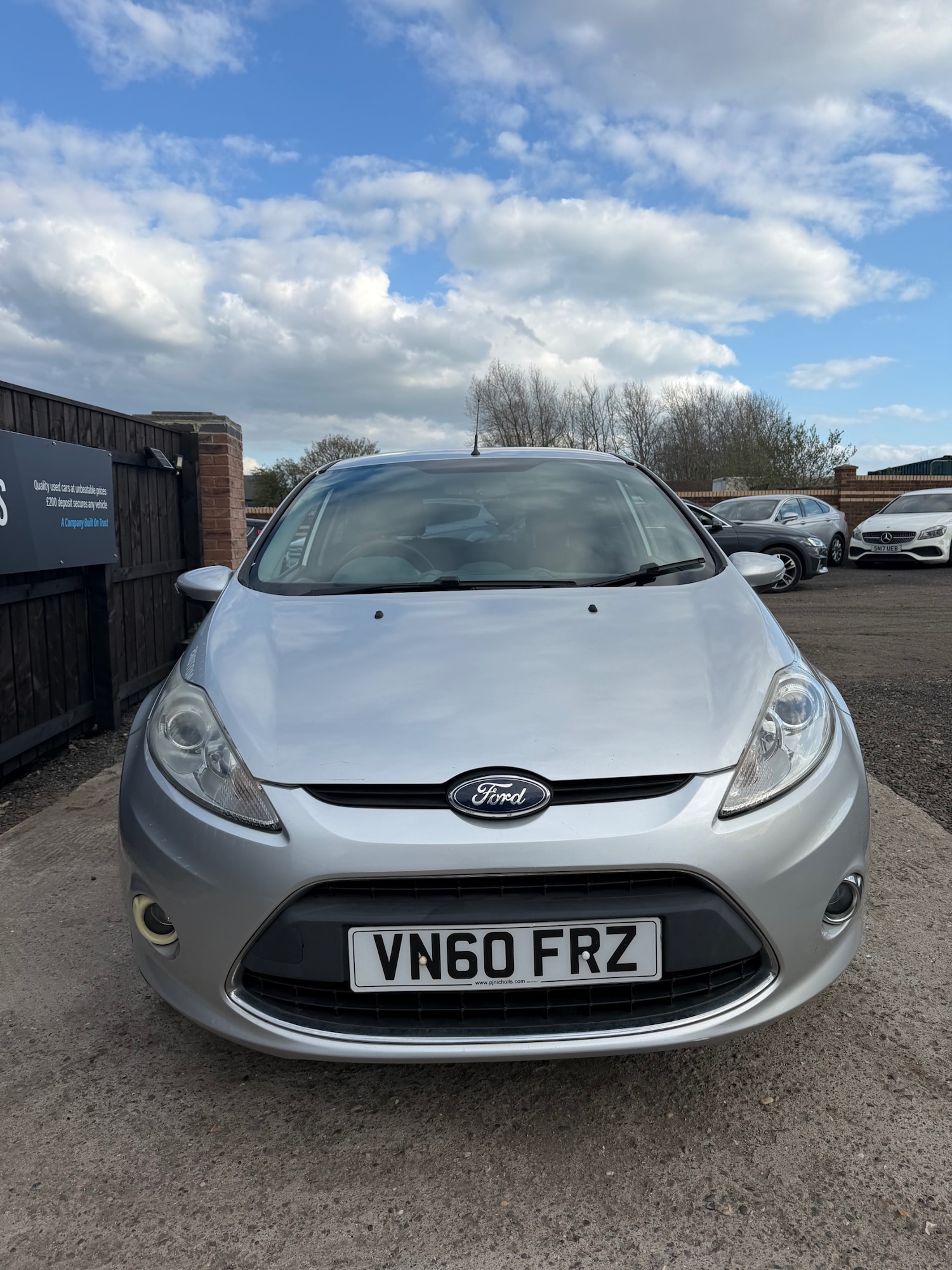 Used Ford Fiesta 2010 for sale - 78202511: Photo 2