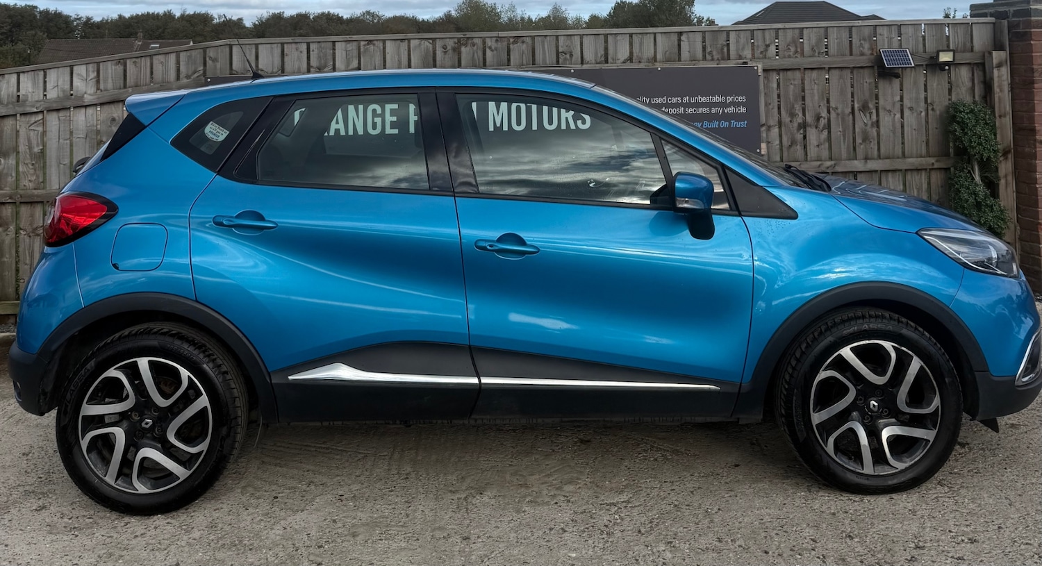 Used Renault Captur 2014 for sale - 76212127: Photo 3