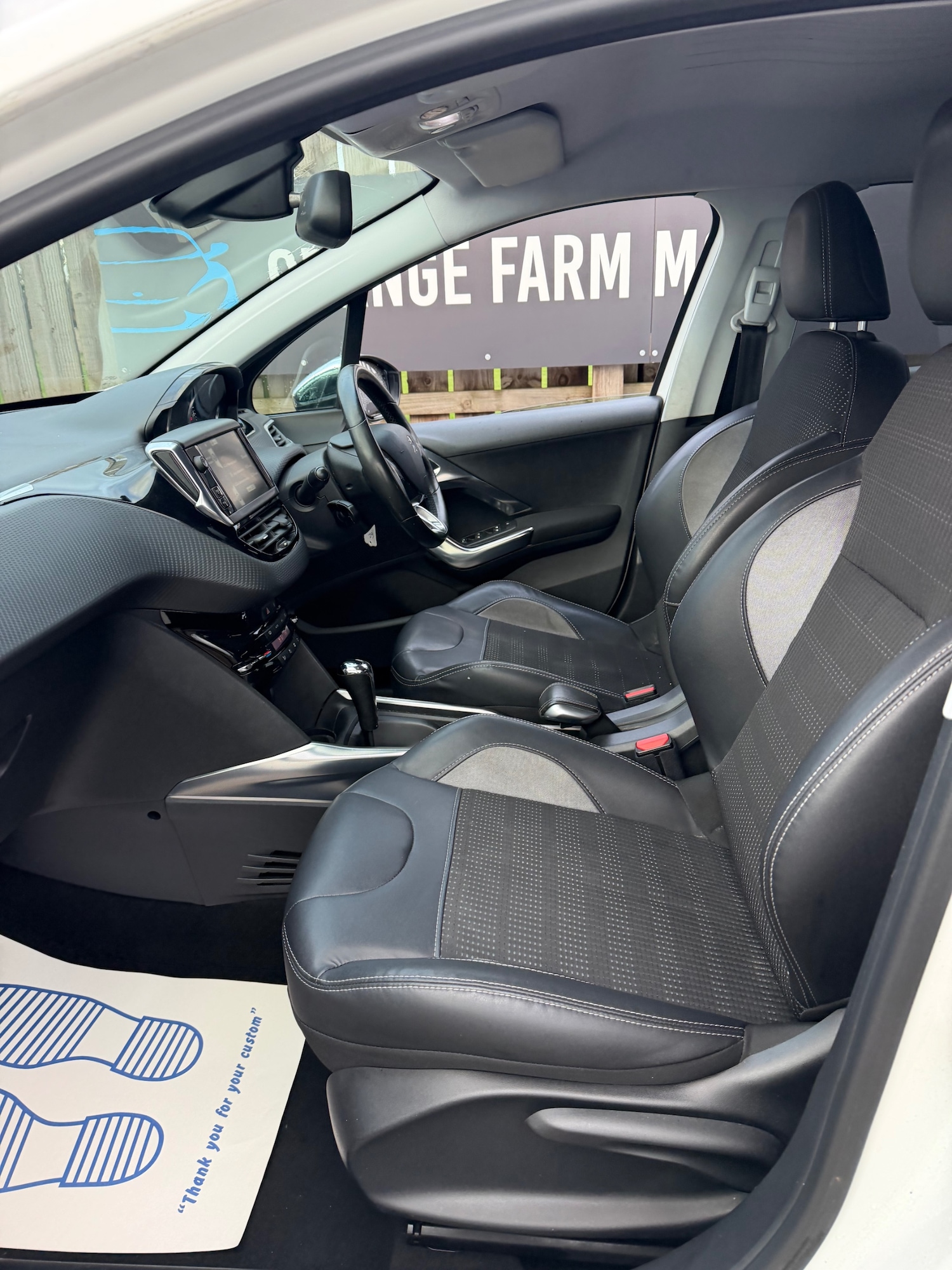 Used Peugeot 2008 2014 for sale - 77668195: Photo 10