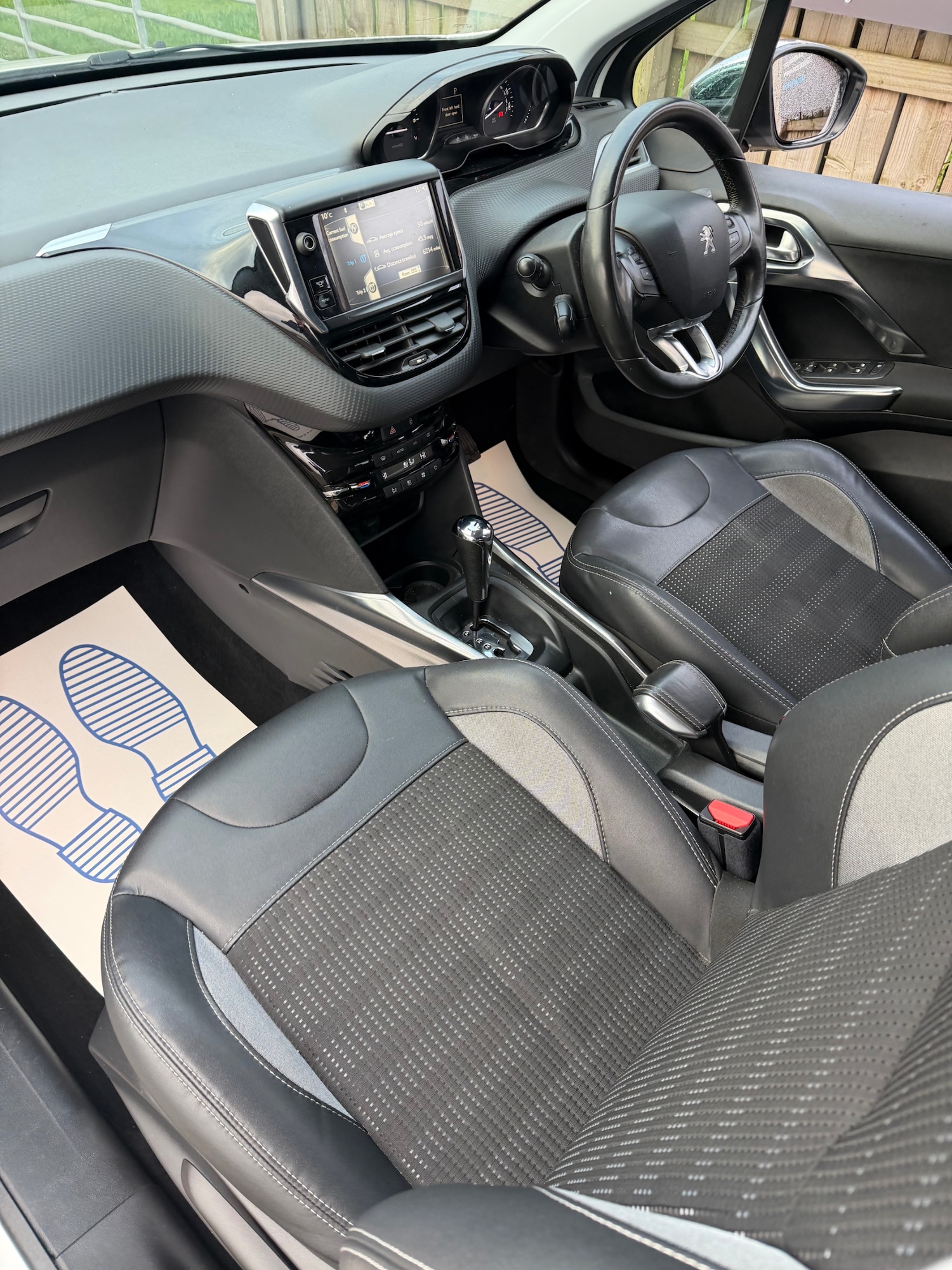 Used Peugeot 2008 2014 for sale - 77668195: Photo 11