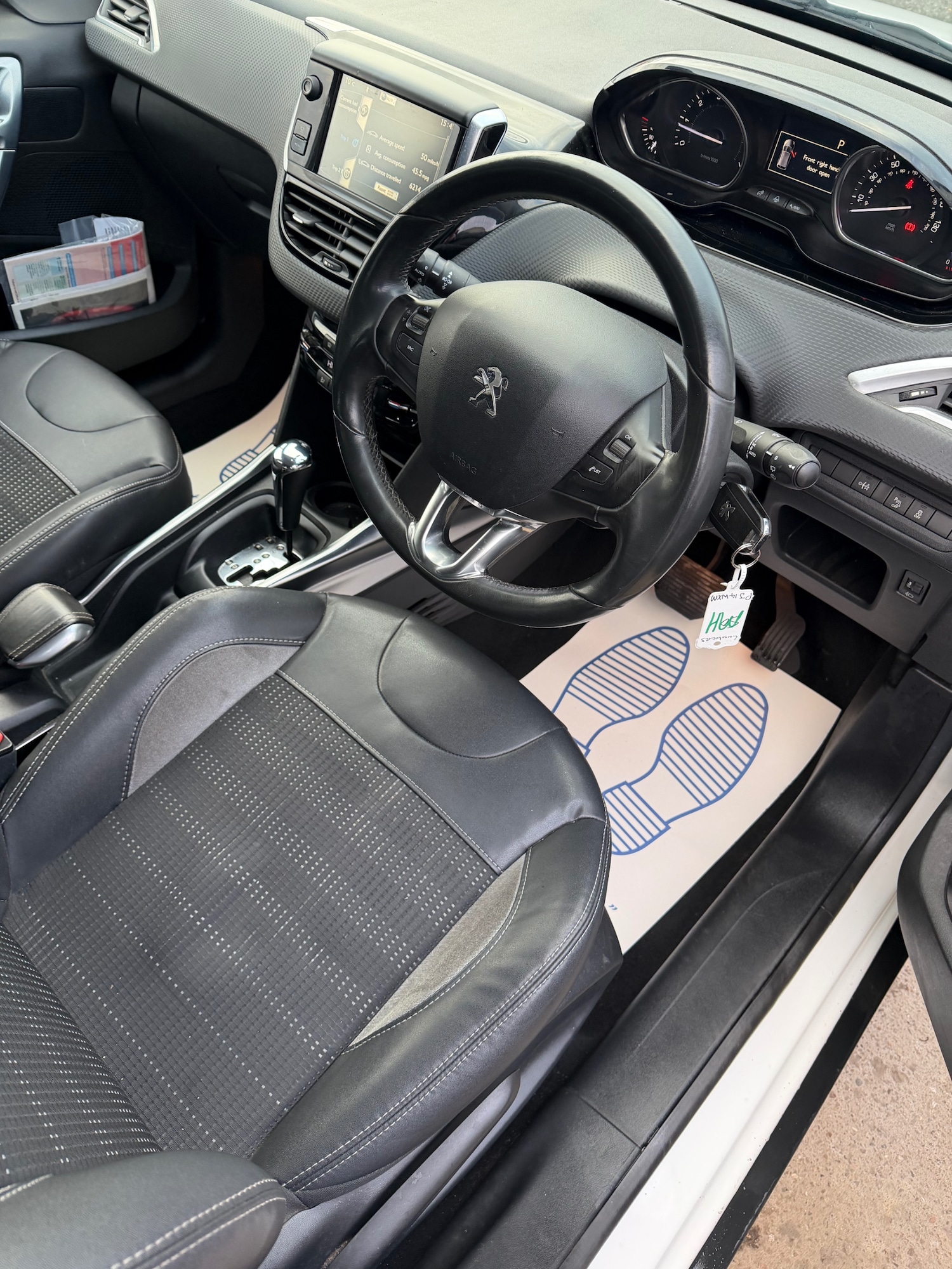 Used Peugeot 2008 2014 for sale - 77668195: Photo 12