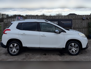 Used Peugeot 2008 2014 for sale - 77668195: Photo