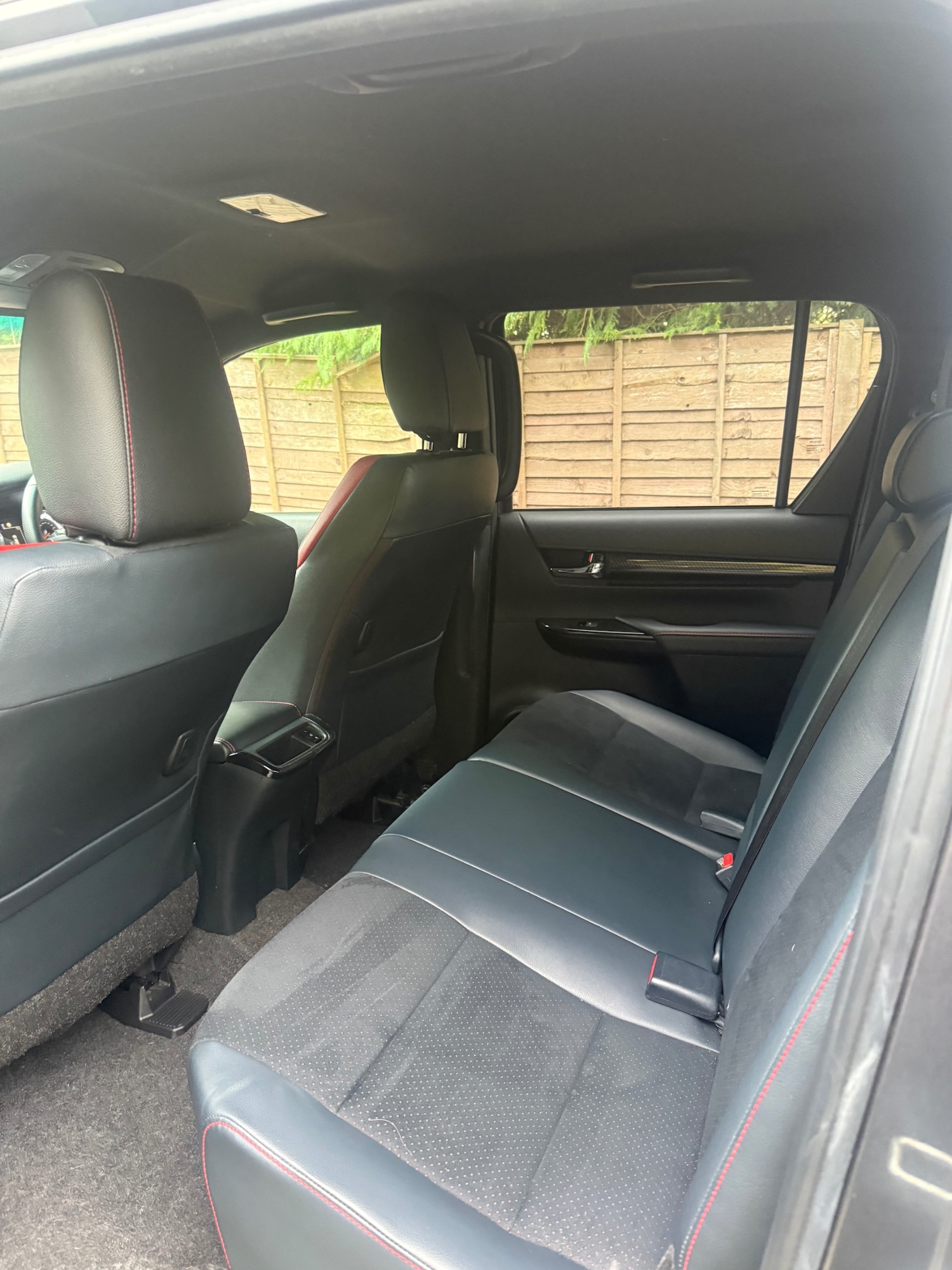 Used Toyota Hilux 2020 for sale - 76418129: Photo 8