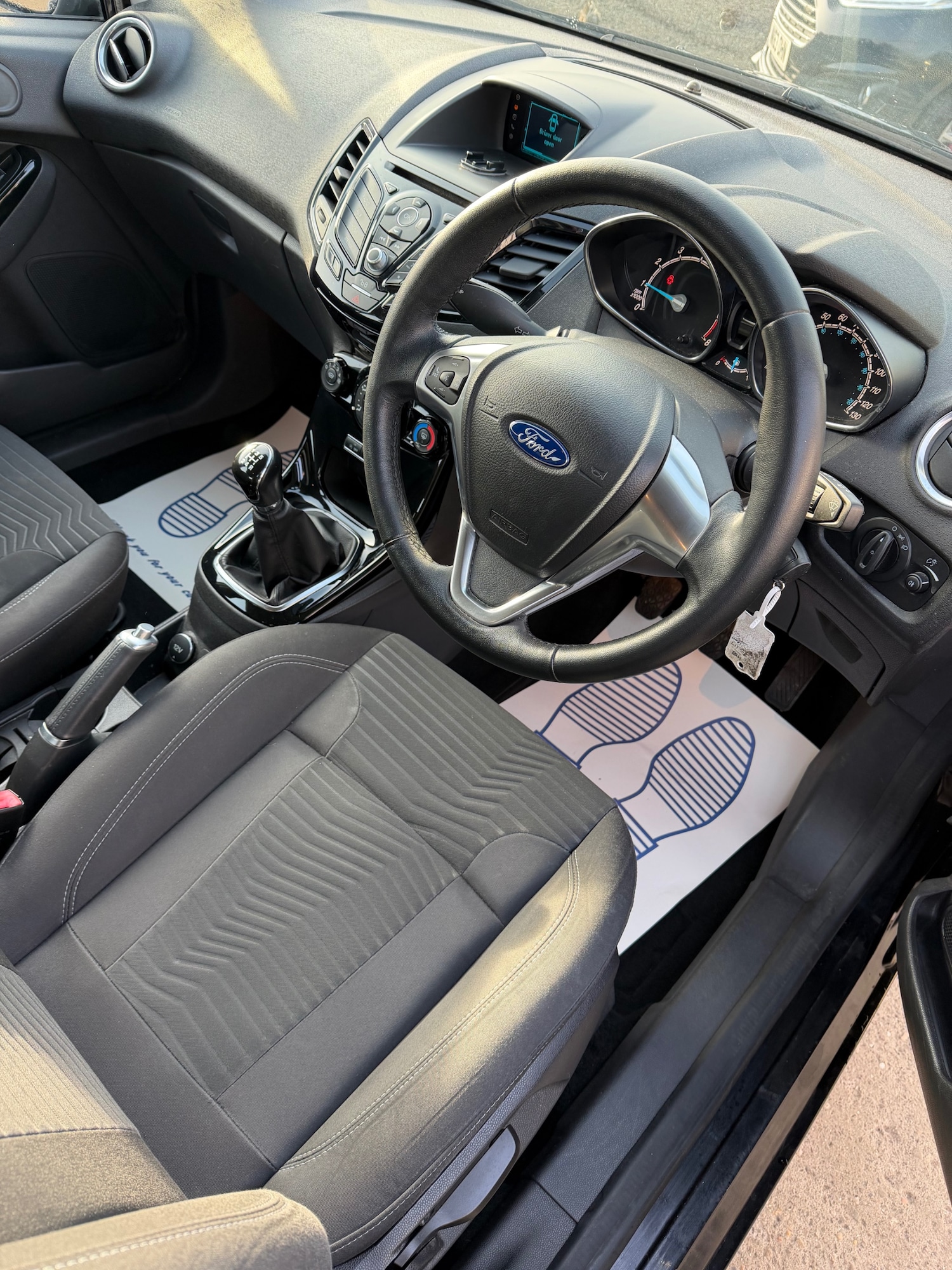 Used Ford Fiesta 2015 for sale - 77966191: Photo 11