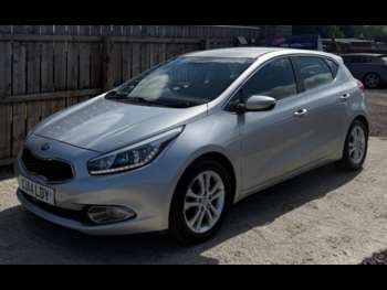 2014 (14) - 1.6 CRDi 2 EcoDynamics 5dr