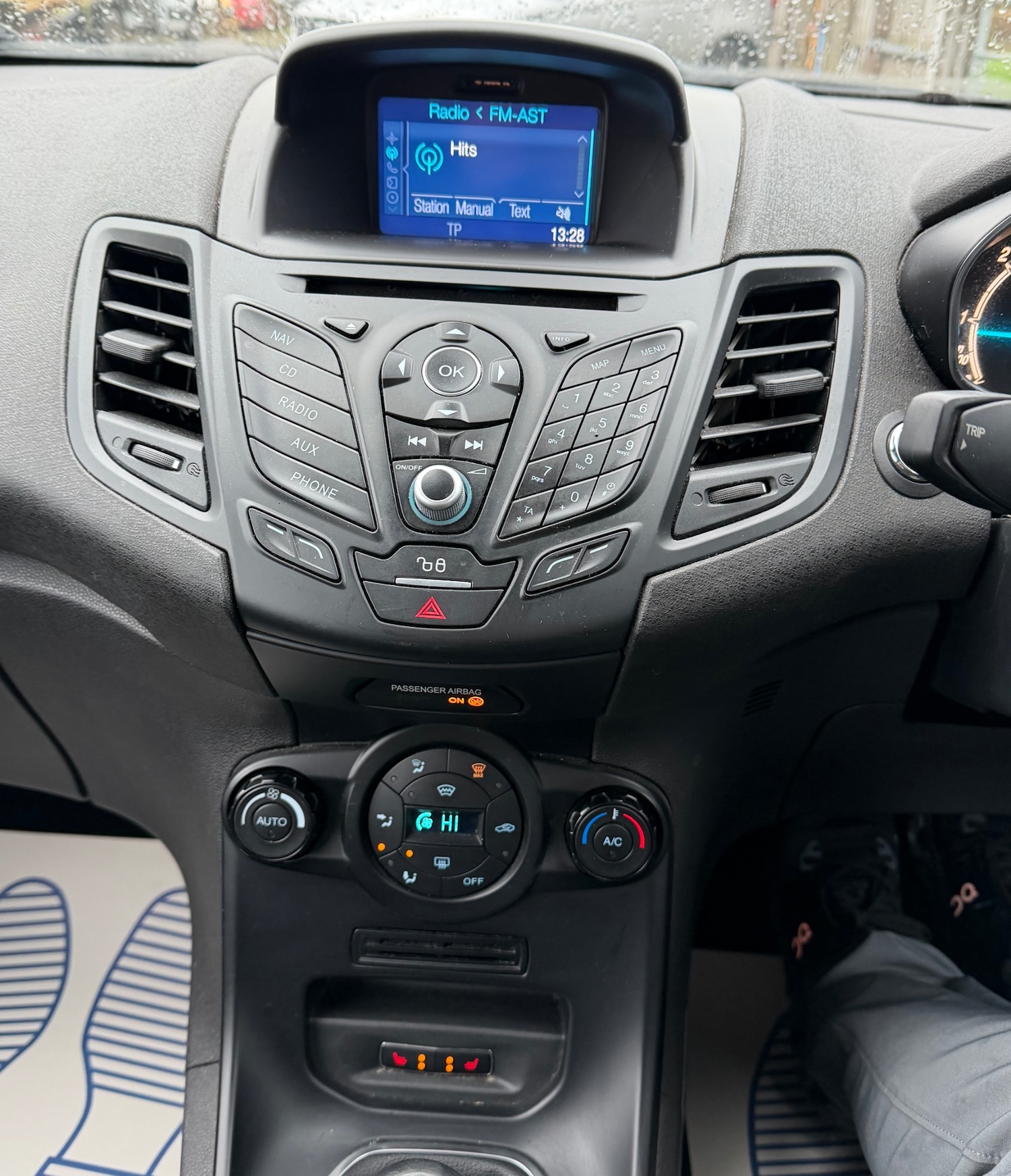 Used Ford Fiesta 2016 for sale - 77274807: Photo 13