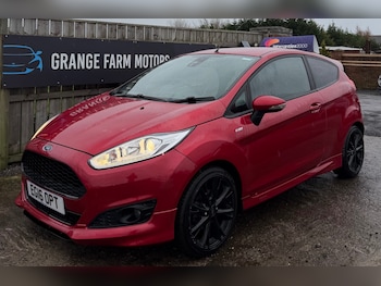 Used Ford Fiesta 2016 for sale - 77274807: Photo