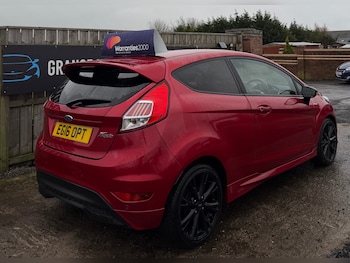 Used Ford Fiesta 2016 for sale - 77274807: Photo