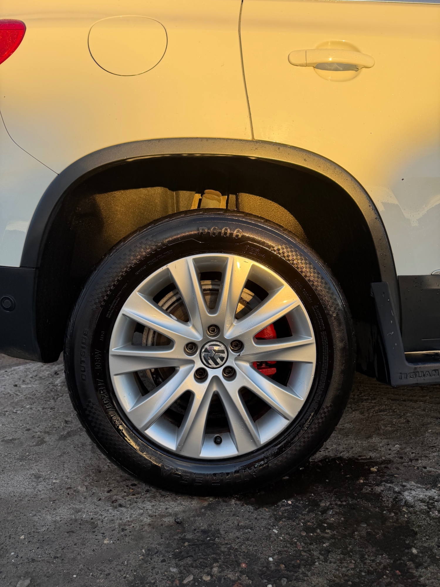 Used Volkswagen Tiguan 2015 for sale - 77118832: Photo 9