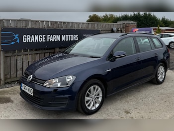 Volkswagen - Golf