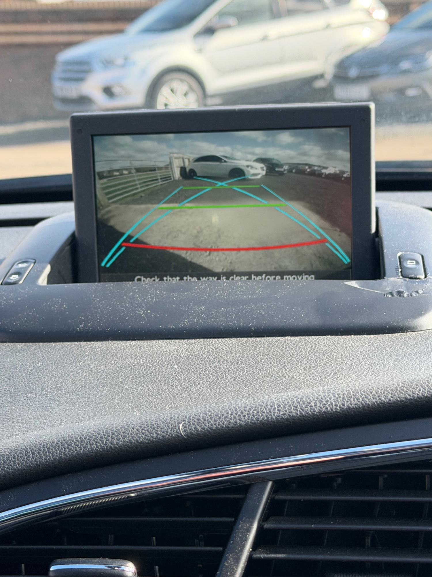 Used Peugeot 3008 2015 for sale - 77833599: Photo 13