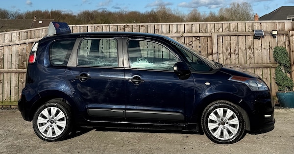 Used Citroen C3 Picasso 2013 for sale - 74190644: Photo 3