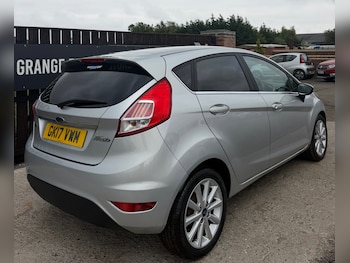 Used Ford Fiesta 2017 for sale - 79246767: Photo